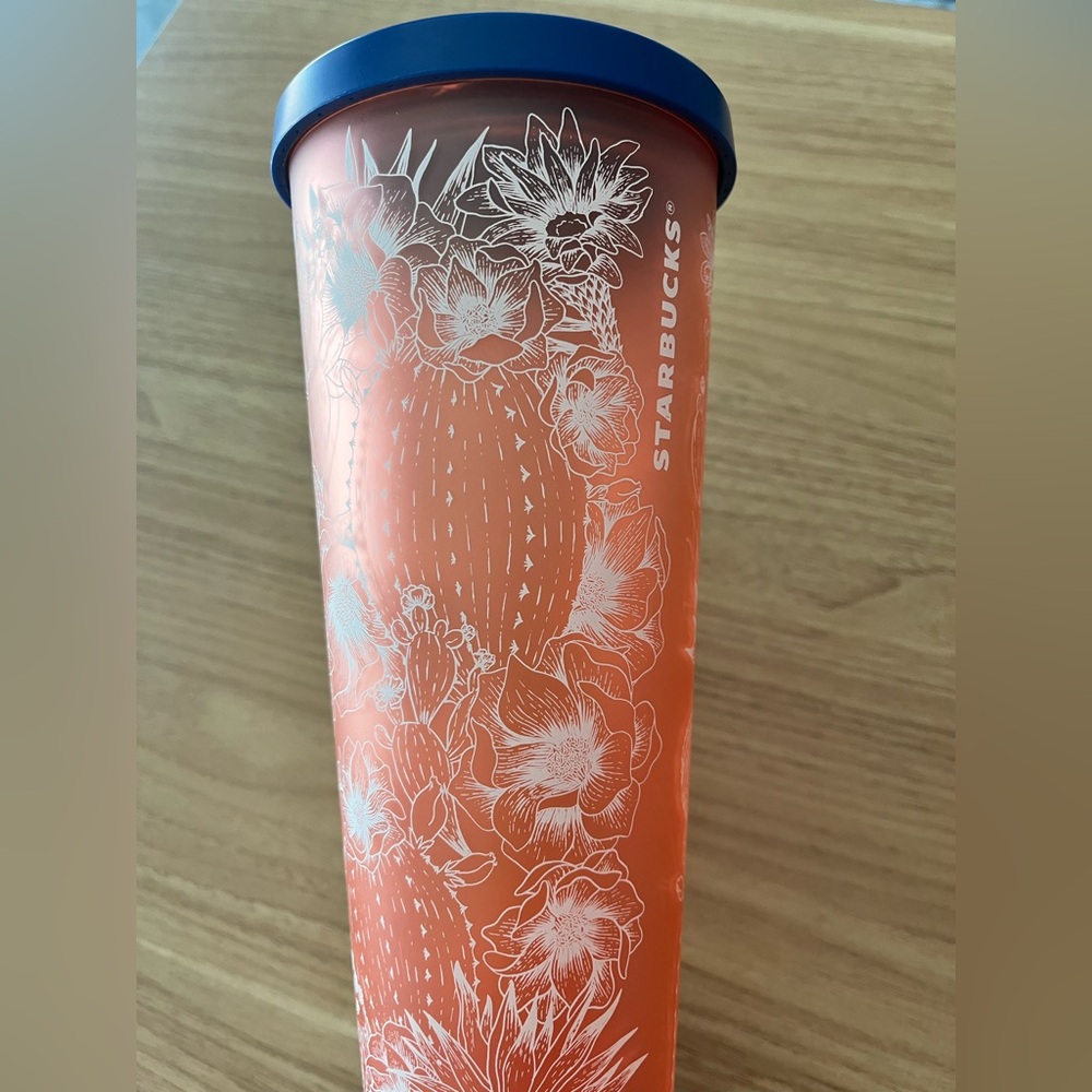 Starbucks cactus cup with lid
